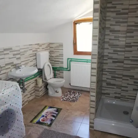 Apartman On Moon Pyramid *
