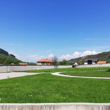 On Moon Pyramid Apartman Visoko